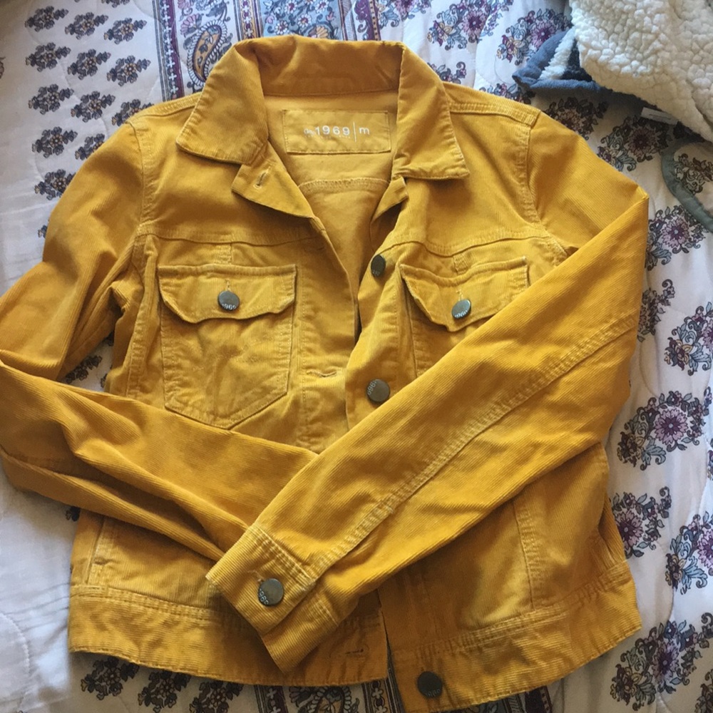 Yellow corduroy gap jacket